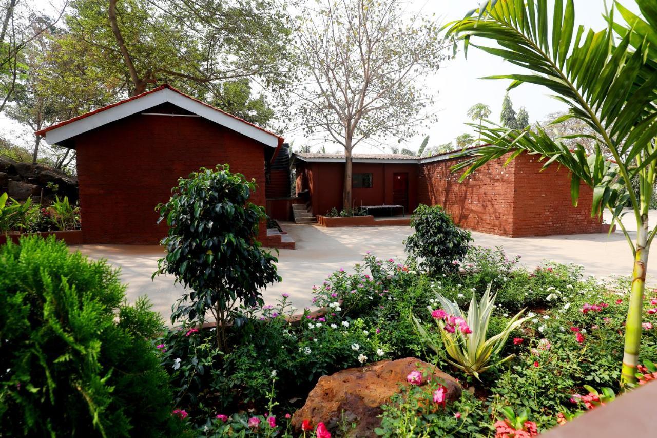Pali Village Resort Mira-Bhayandar المظهر الخارجي الصورة